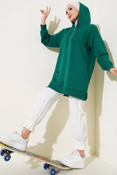 Kapüşonlu Yarım Fermuarlı Baskılı Tunik Yeşil - Sweatshirt