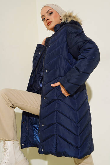 Kapüşonu Kürklü Şişme Mont Lacivert - Mont