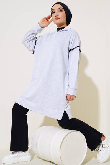 Kapüşonu ve Kolları Nakışlı Tunik Gri - Tunik