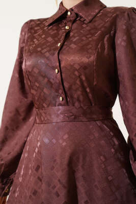 Kare Desen Düğmeli Jakar Elbise Kahve - Tesettür Elbise