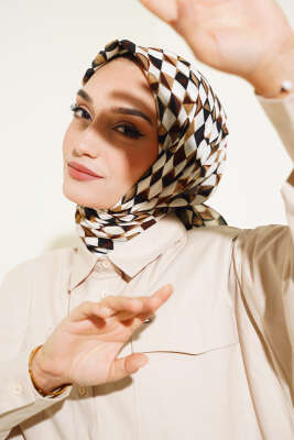 Kare Desen Mio Eşarp Sütlü Kahve 