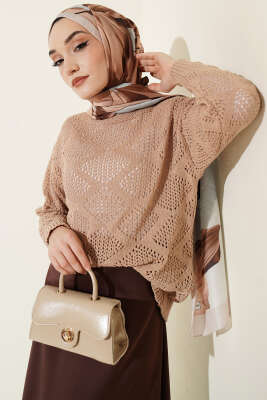 Kare Desenli Ajurlu Triko Kazak Latte 