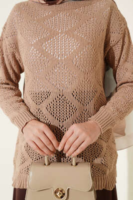 Kare Desenli Ajurlu Triko Kazak Latte - Yılın Fırsatı