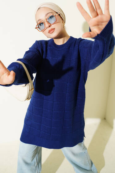 Kare Desenli Yumoş Triko Tunik Lacivert - Tunik