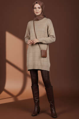 Kare Kabartmalı Yumoş Triko Tunik Latte - Tunik