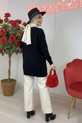 Kare Kabartmalı Yumoş Triko Tunik Siyah - 300-500 TL Ürünler