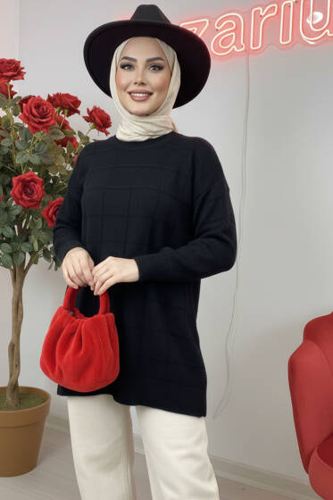 Kare Kabartmalı Yumoş Triko Tunik Siyah - Tunik