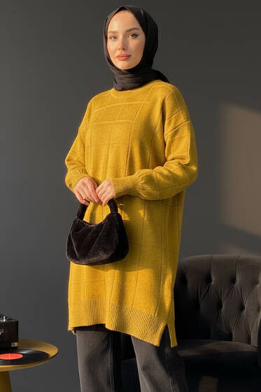 Kare Kabartmalı Yumoş Triko Tunik Yağ Yeşili - Tunik