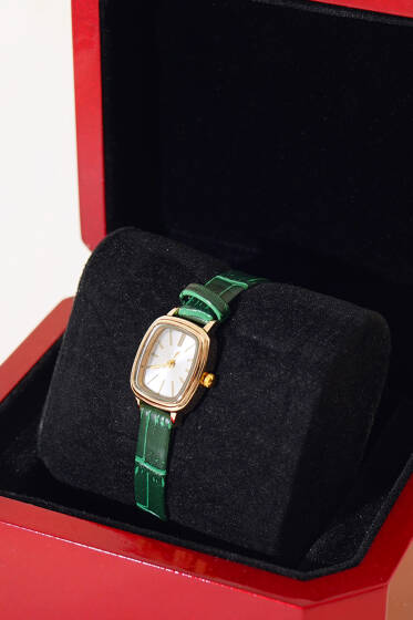 Kare Kroko Desen Kayış Kadın Kol Saati Yeşil - Saat