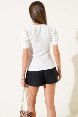 Kare Yaka Bluz Beyaz - Kadın Giyim Modelleri