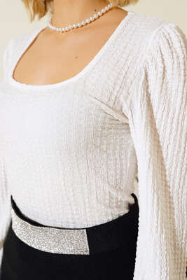 Kare Yaka Bürümcük Bluz Ekru - Yılın Fırsatı