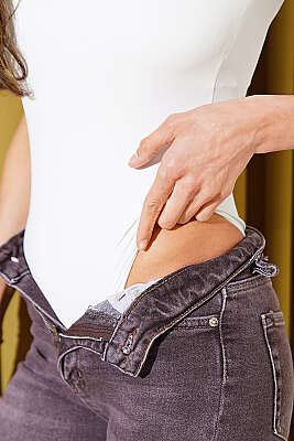 Kare Yaka Çıtçıtlı Zıbın Body Ekru - Kadın Giyim Modelleri