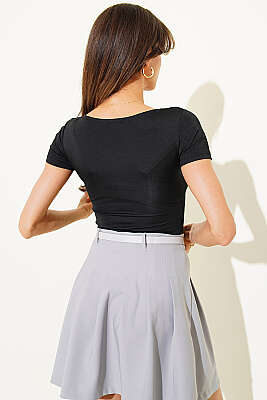 Kare Yaka Çıtçıtlı Zıbın Body Siyah - Kadın Giyim Modelleri