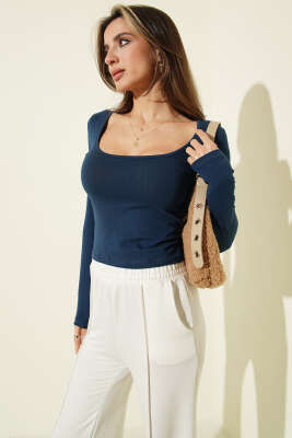 Kare Yaka Uzun Kol Bluz Lacivert - Kadın Giyim Modelleri