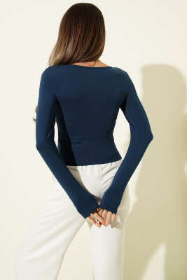 Kare Yaka Uzun Kol Bluz Lacivert - Kadın Giyim Modelleri