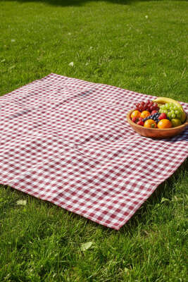 Kareli Masa Örtüsü Bordo - Masa Örtüsü