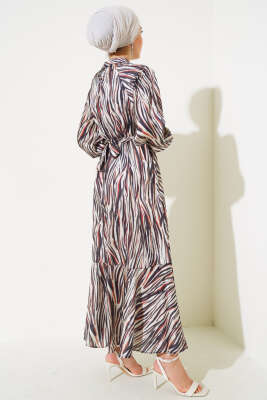 Karışık Desen Kuşaklı Saten Elbise Bej - Tesettür Elbise