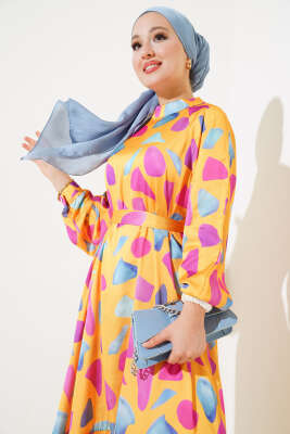 Karışık Desen Kuşaklı Saten Elbise Sarı - Tesettür Elbise