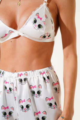 Karışık Desenli Şortlu Saten Gecelik Takım Somon Beyaz - Kadın Pijama Takımı