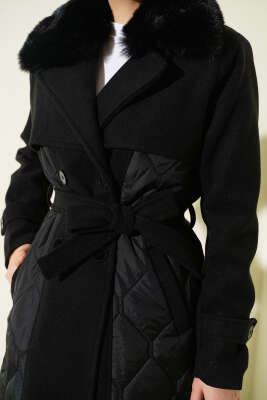 Kaşe Detaylı Yaka Kürklü Kapitone Mont Siyah - Mont