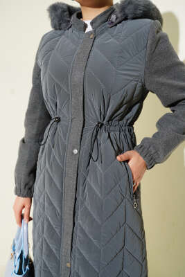 Kaşe Garnili Kapüşonlu Kapitone Uzun Mont Gri - Mont