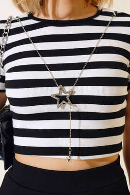 Kaşkorse Çizgili Kolyeli Crop Siyah - Kadın Giyim Modelleri