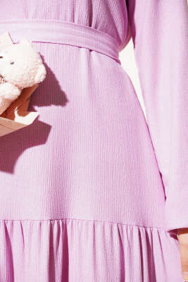 Kat Kat Bürümcük Kuşaklı Elbise Leylak - Tesettür Elbise