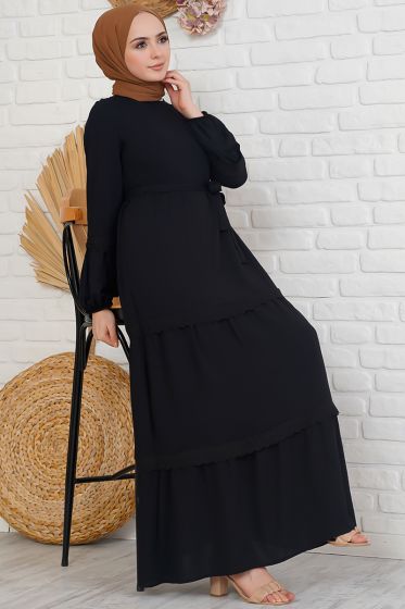 Katları Dantel İşlemeli Siyah Elbise - Tesettür Elbise