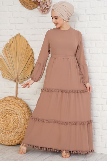 Katları Püskül Detaylı Vizon Elbise - Tesettür Elbise