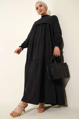 Katlı Model Siyah Elbise - Thumbnail