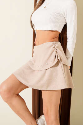 Katlı Zımbalı Mini Kaşe Etek Bej - Kadın Giyim Modelleri