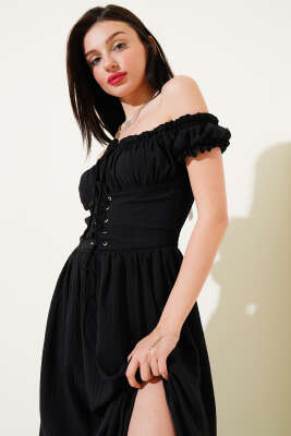 Kayık Yaka Kuş Gözü Detaylı Elbise Siyah - Kadın Giyim Modelleri