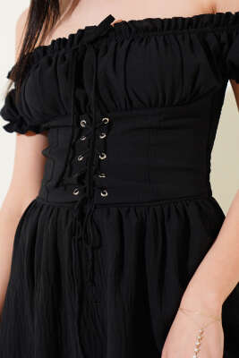 Kayık Yaka Kuş Gözü Detaylı Elbise Siyah - Kadın Giyim Modelleri