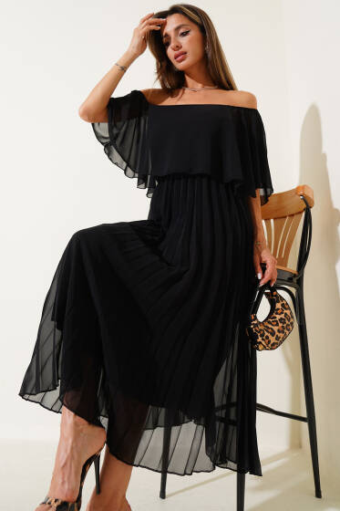 Kayık Yaka Pileli Şifon Elbise Siyah - Kadın Giyim Modelleri