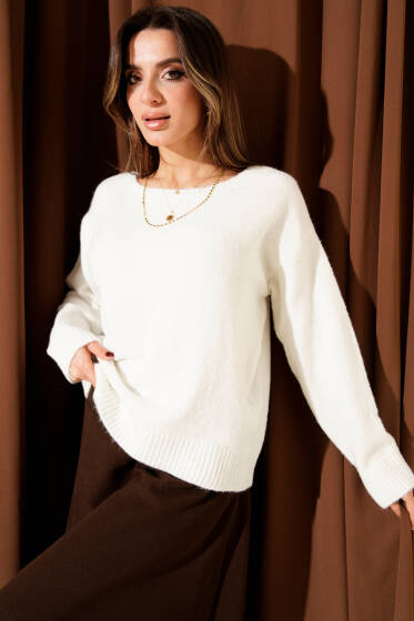 Kayık Yaka Yumoş Triko Kazak Ekru - Kadın Giyim Modelleri