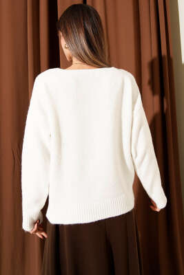 Kayık Yaka Yumoş Triko Kazak Ekru - Kadın Giyim Modelleri