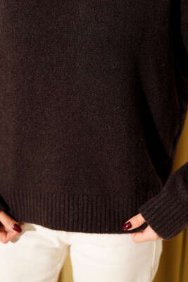 Kayık Yaka Yumoş Triko Kazak Kahve - Kadın Giyim Modelleri