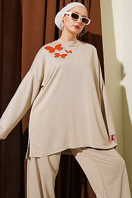 Kelebek İşlemeli İkili Takım Bej - İkili Takım