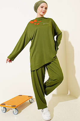 Kelebek İşlemeli İkili Takım Yeşil - İkili Takım