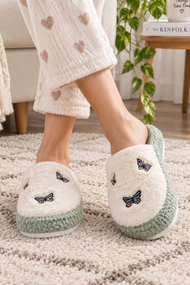 Kelebek Nakışlı Peluş Ev Terliği Yeşil - Ev Terliği