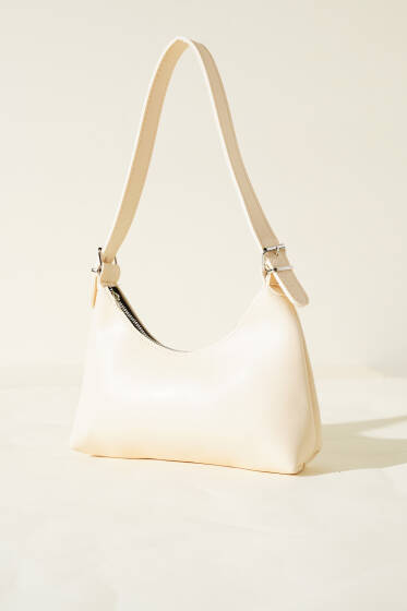 Kemer Askılı Baget Çanta Krem - Kol Çantası