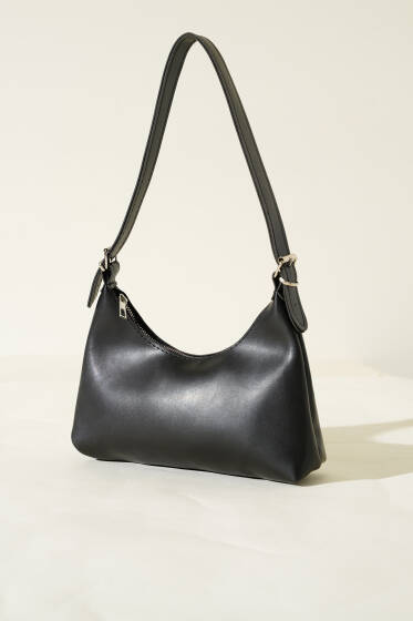 Kemer Askılı Baget Çanta Siyah - Kol Çantası