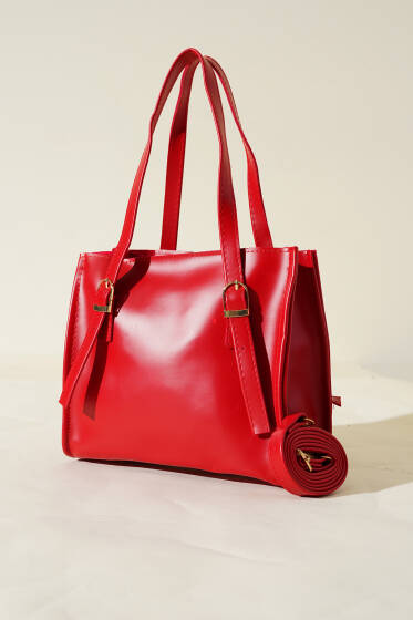 Kemer Askılı Kare Çanta Kırmızı - Kol Çantası