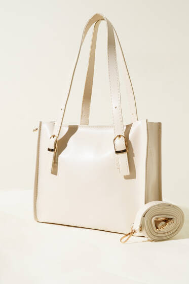 Kemer Askılı Kare Çanta Krem - Kol Çantası