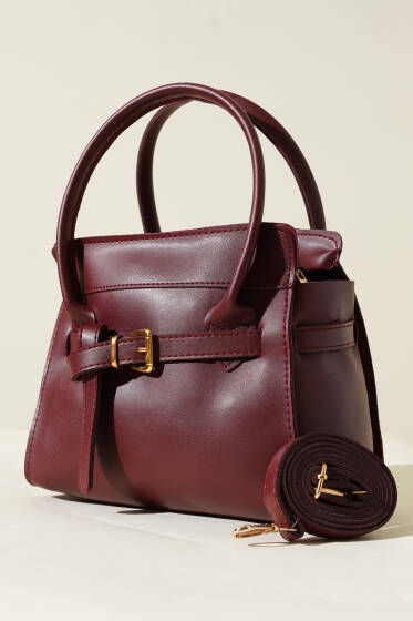 Kemer Detaylı Kare Çanta Bordo - Kol Çantası