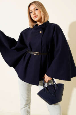 Kemer Detaylı Kaşe Panço Lacivert 