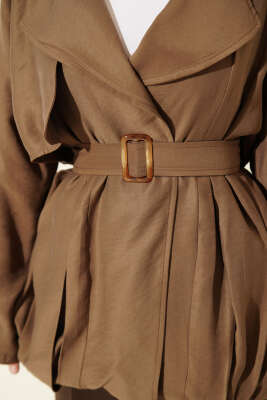 Kemer Detaylı Kısa Trençkot Vizon - Trençkot