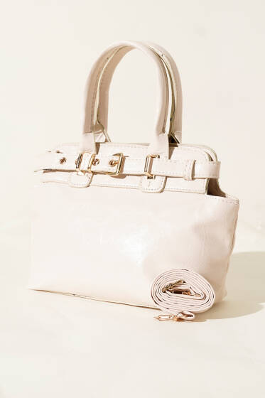 Kemer Geçiş Detaylı Parlak Çanta Krem - Kol Çantası