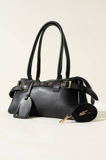 Kemer Süslemeli Omuz Çantası Siyah - Kol Çantası