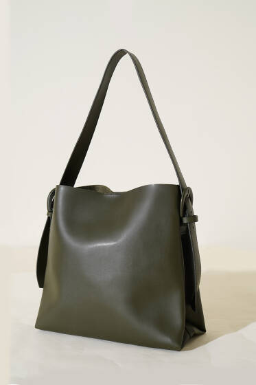 Kemer Tokalı Kol Çanta Haki - Kol Çantası